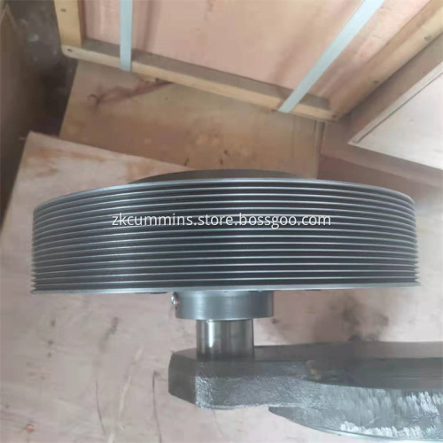 Cummins accessories fan hub assembly 3002228 3033666